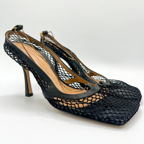 Womens Black Bottega Veneta Chain Trim Stretch Pumps